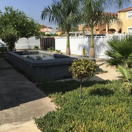 Chalet Les Bassetes Holiday home *